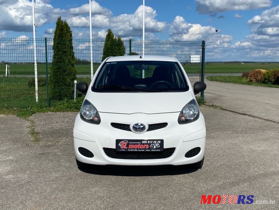 2011' Toyota Aygo 1,0 Vvt-I photo #5