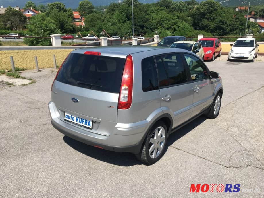 2009' Ford Fusion photo #4