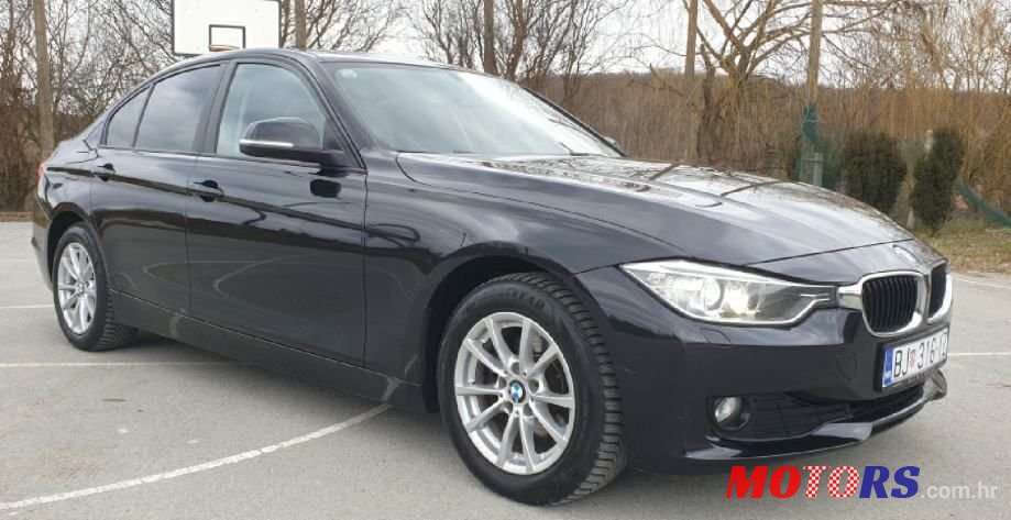 2014' BMW Serija 3 316D photo #1