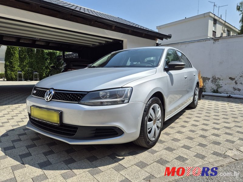 2012' Volkswagen Jetta 1,6 Tdi photo #1
