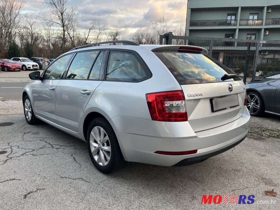 2018' Skoda Octavia Combi photo #4