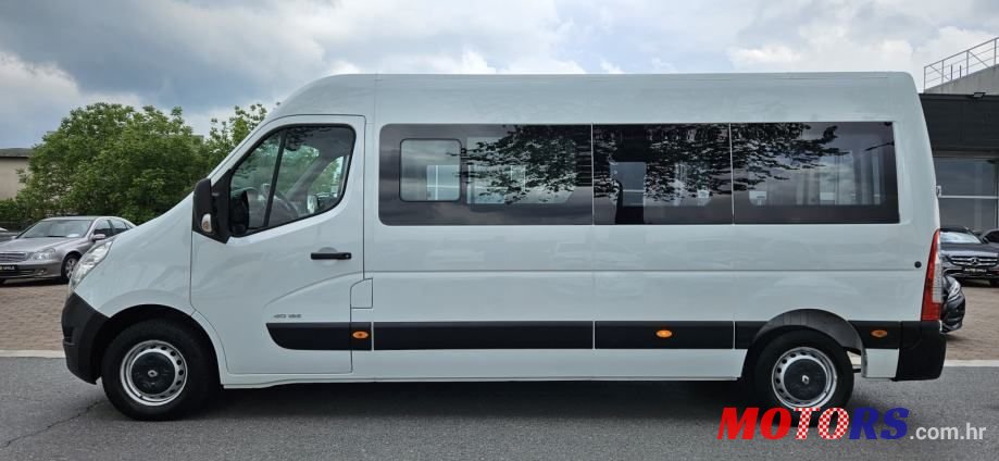 2014' Renault Master Kombi photo #2