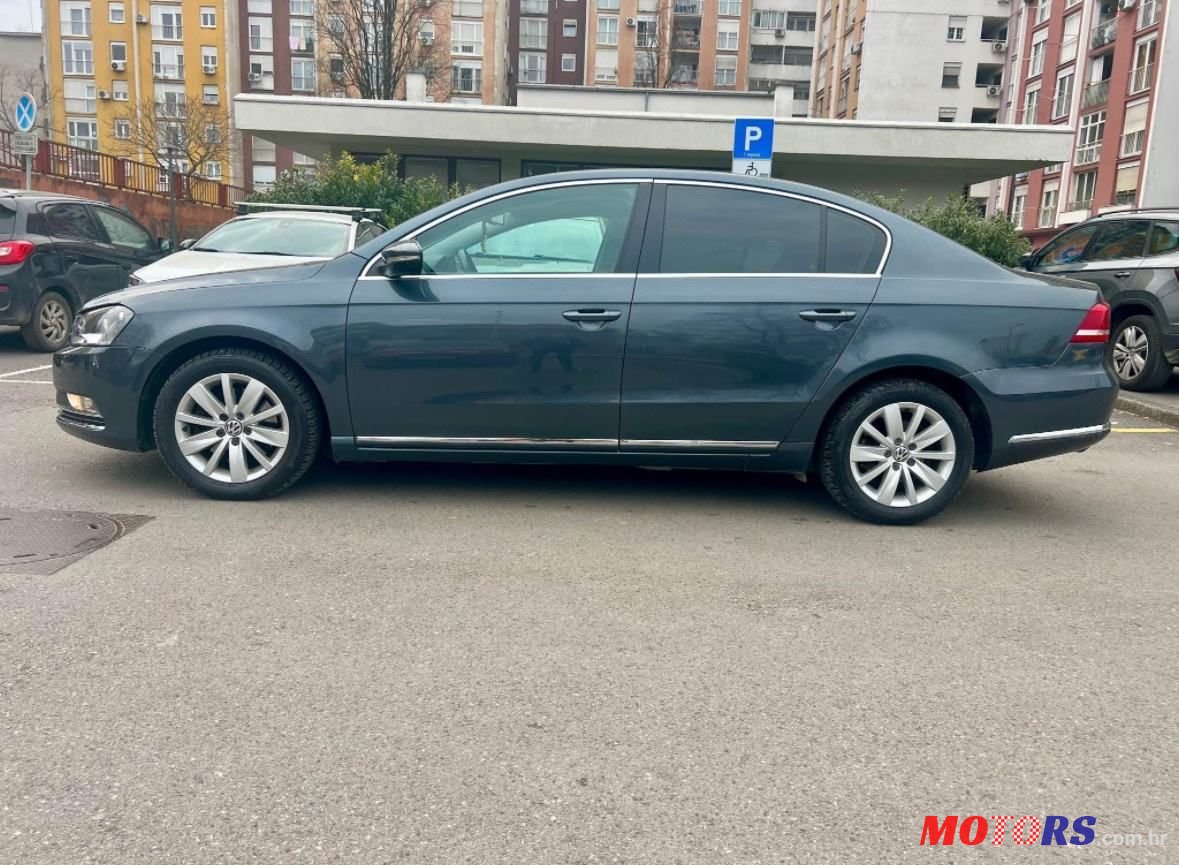 2011' Volkswagen Passat 2,0 Tdi photo #2
