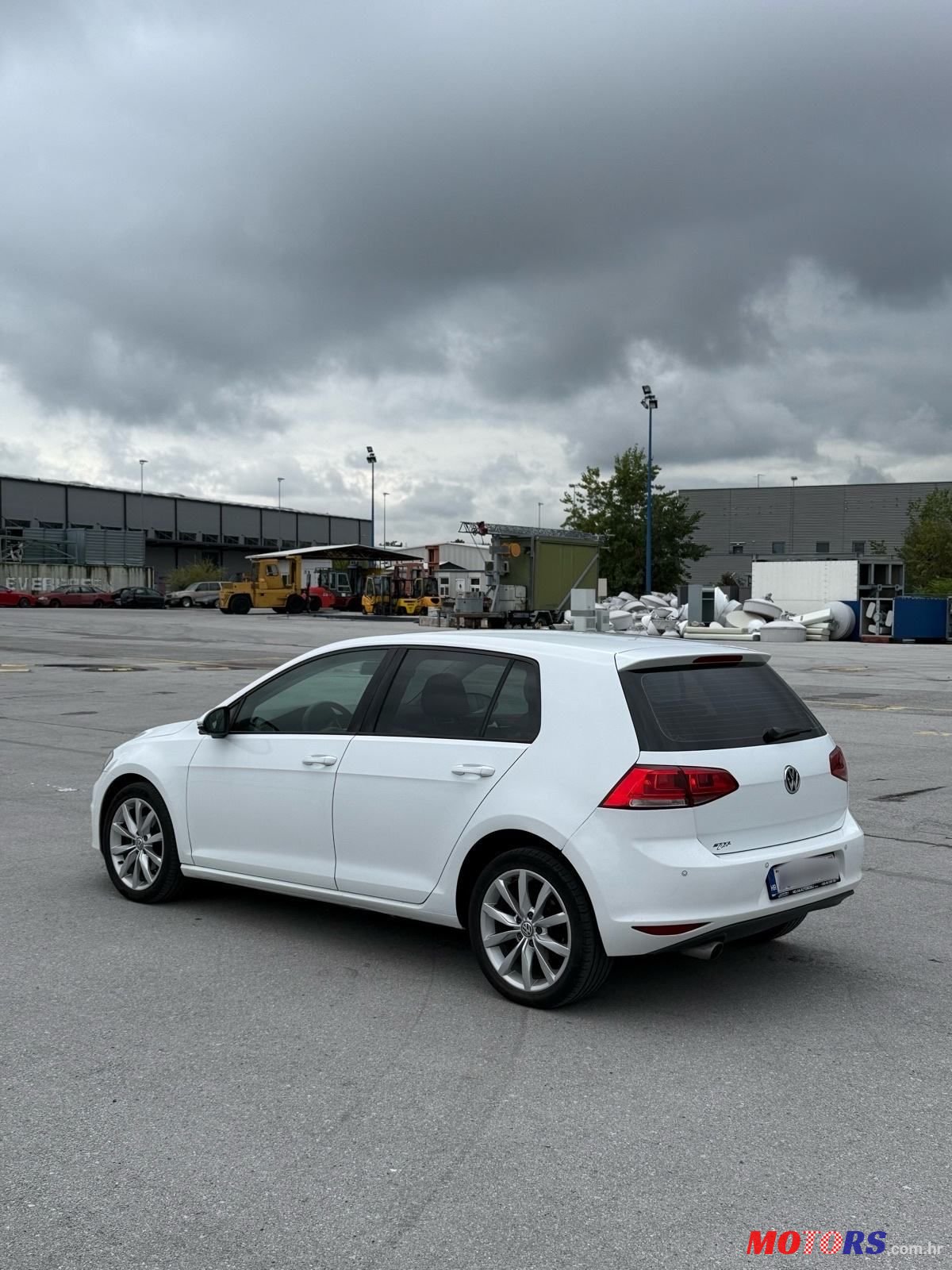 2013' Volkswagen Golf VII 1,6 Tdi Bmt photo #6