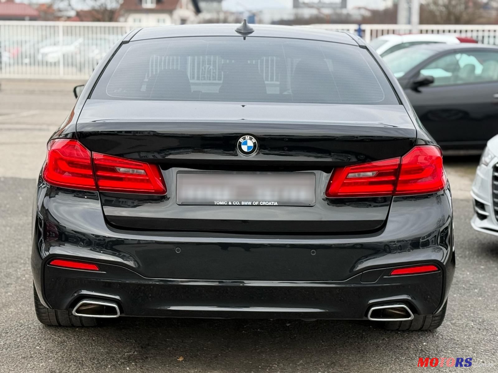 2017' BMW Serija 5 520D photo #6
