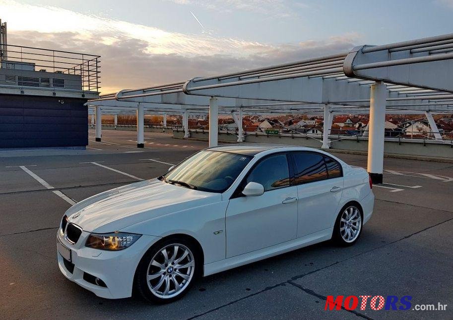 2010' BMW Serija 3 318D Sport photo #1