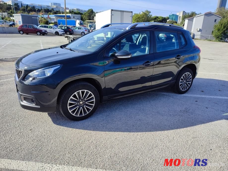 2018' Peugeot 2008 1,6 Bluehdi photo #3