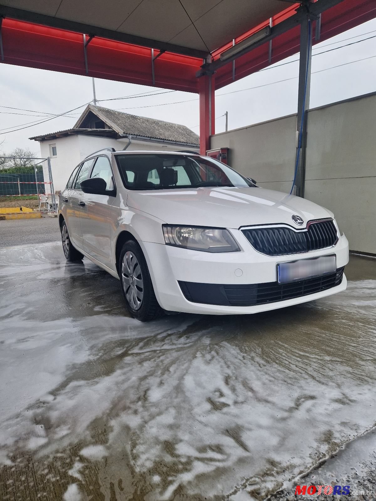 2014' Skoda Octavia Combi photo #1