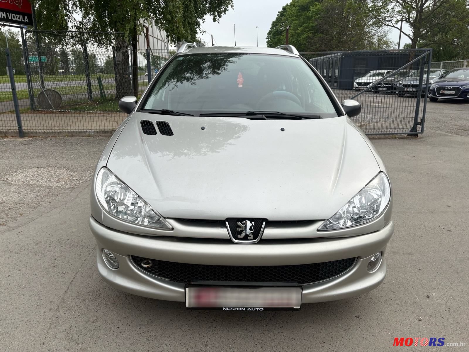 2006' Peugeot 206 Break photo #2