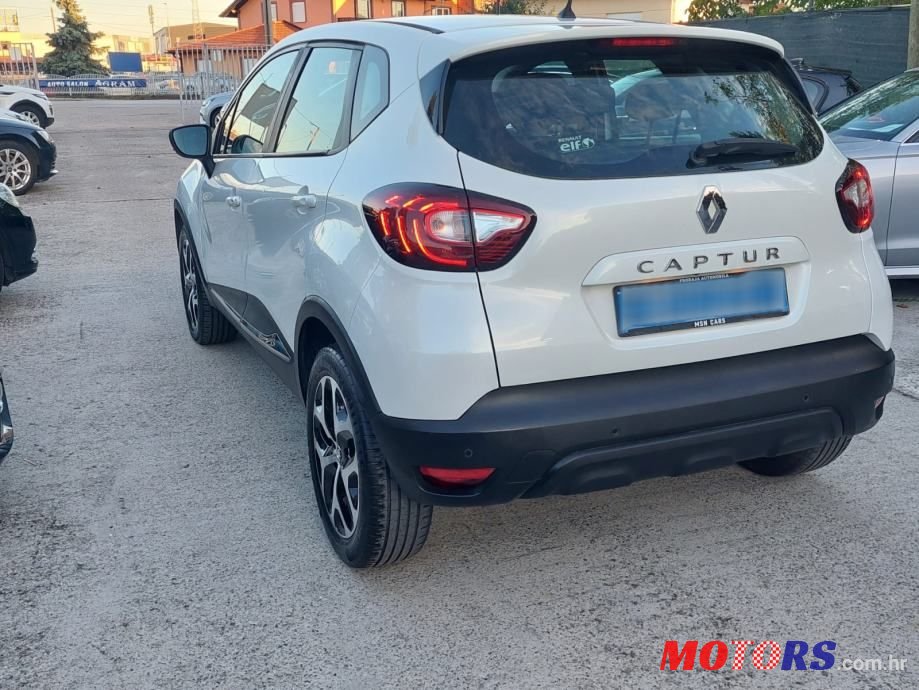 2019' Renault Captur Tce photo #6