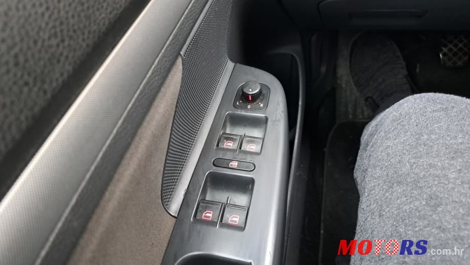 2007' Volkswagen Golf 5 Variant photo #3