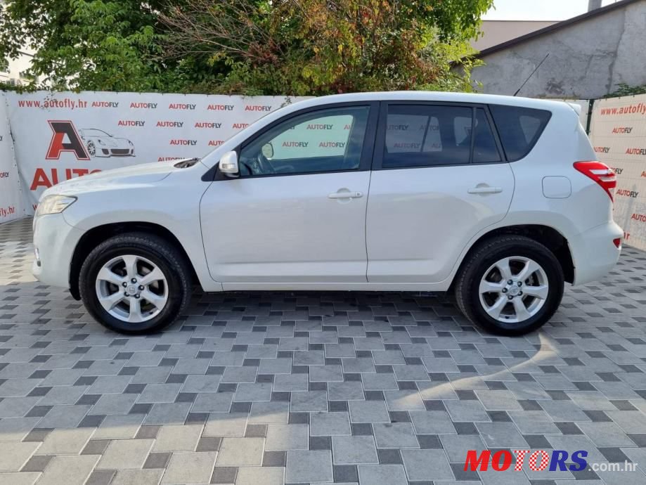 2010' Toyota RAV4 photo #6