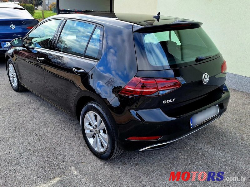 2019' Volkswagen Golf VII 1,6 Tdi photo #2