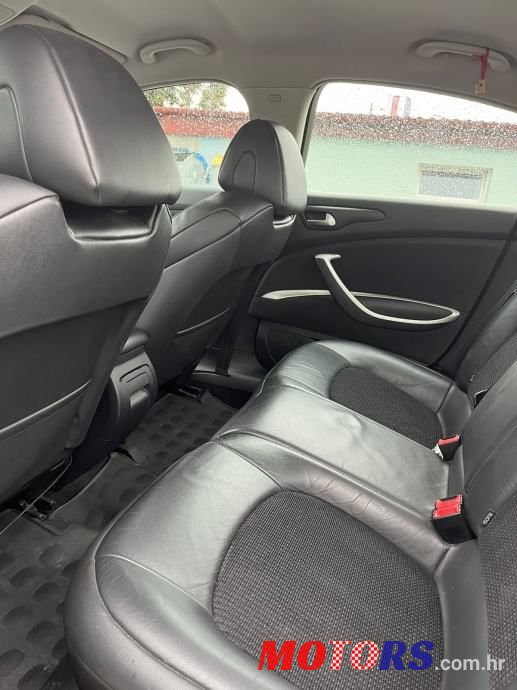 2012' Citroen C5 photo #6