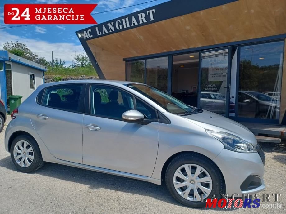 2017' Peugeot 208 photo #5