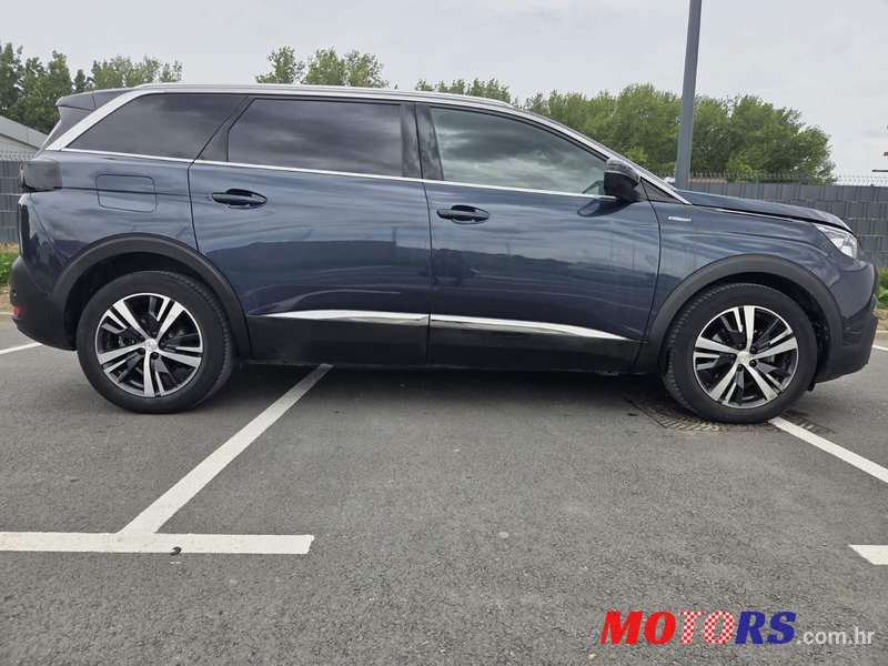 2019' Peugeot 5008 1,5 Bluehdi photo #1