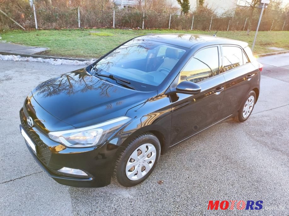 2016' Hyundai i20 1,25 photo #2