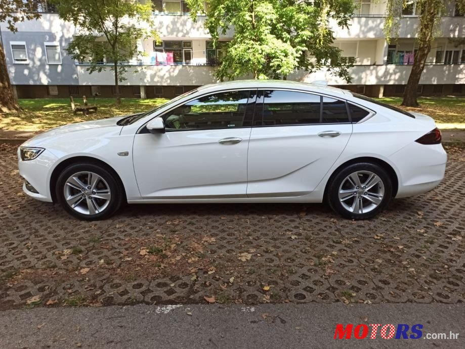 2017' Opel Insignia 1,6 Cdti photo #1