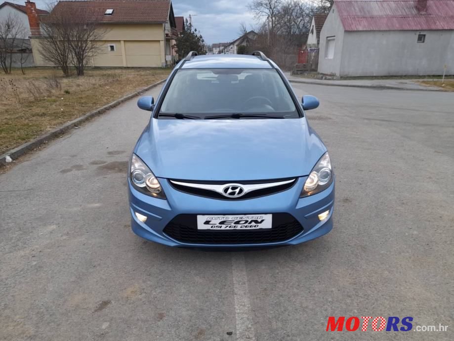 2012' Hyundai i30 1,6 Crdi photo #2