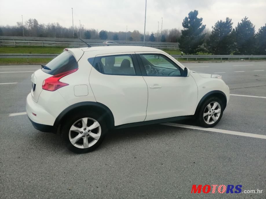 2010' Nissan Juke photo #4