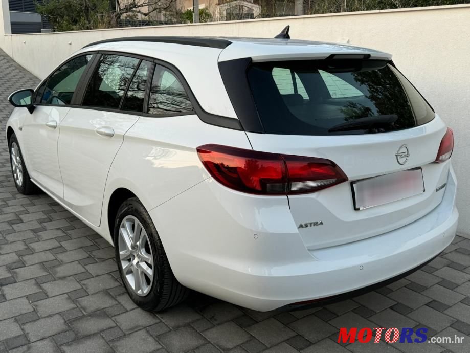 2019' Opel Astra 1,6 photo #6
