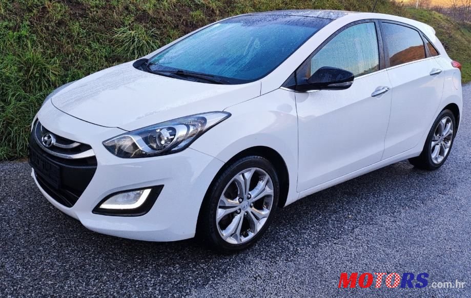 2014' Hyundai i30 1,6 Crdi photo #2