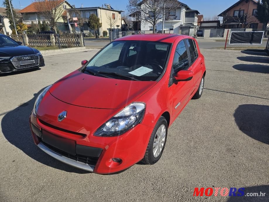 2012' Renault Clio 1,2 16V photo #1