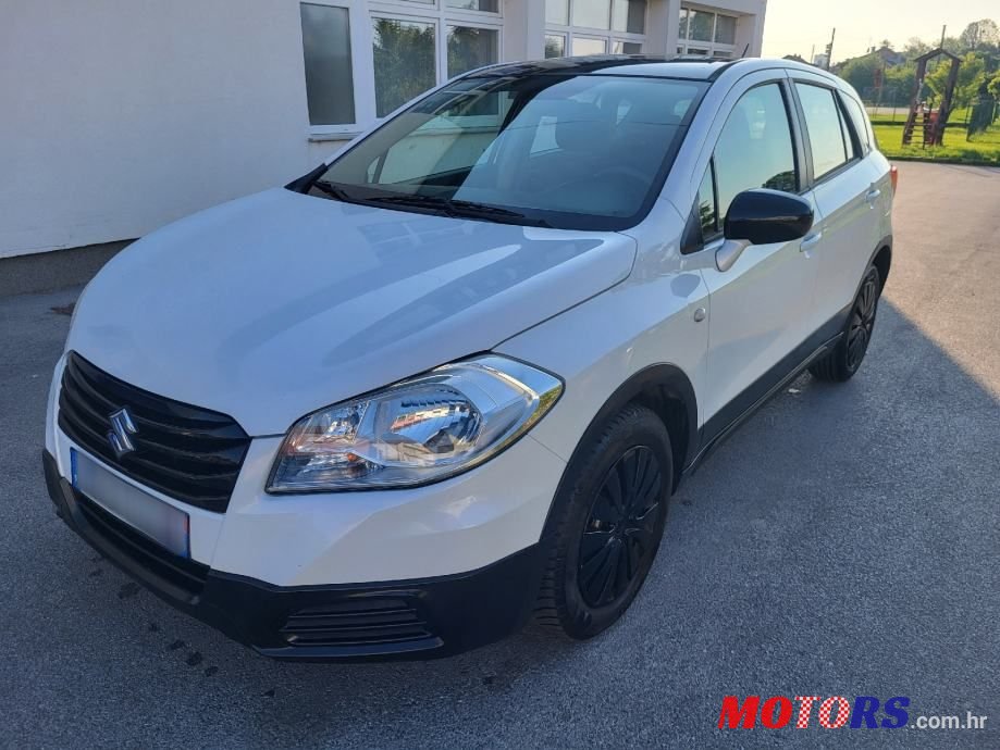 2014' Suzuki SX4 S-Cross photo #1