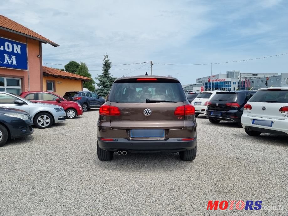 2014' Volkswagen Tiguan photo #3
