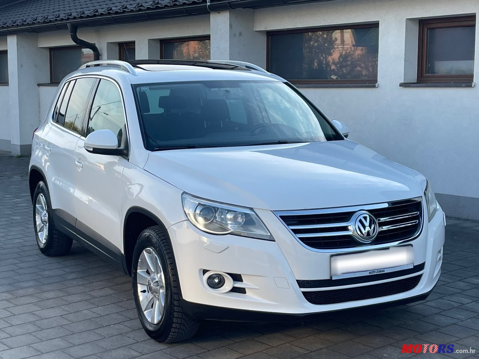 2008' Volkswagen Tiguan 2,0 Tdi photo #3