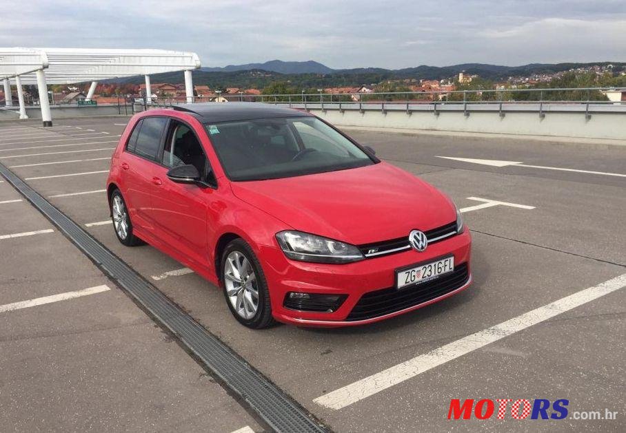 2015' Volkswagen Golf VII 1,6 Tdi photo #1
