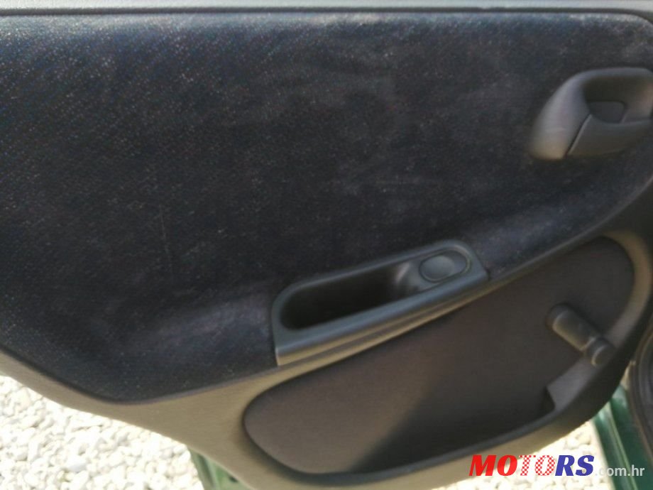1998' Opel Astra 1,6 Cdx photo #4