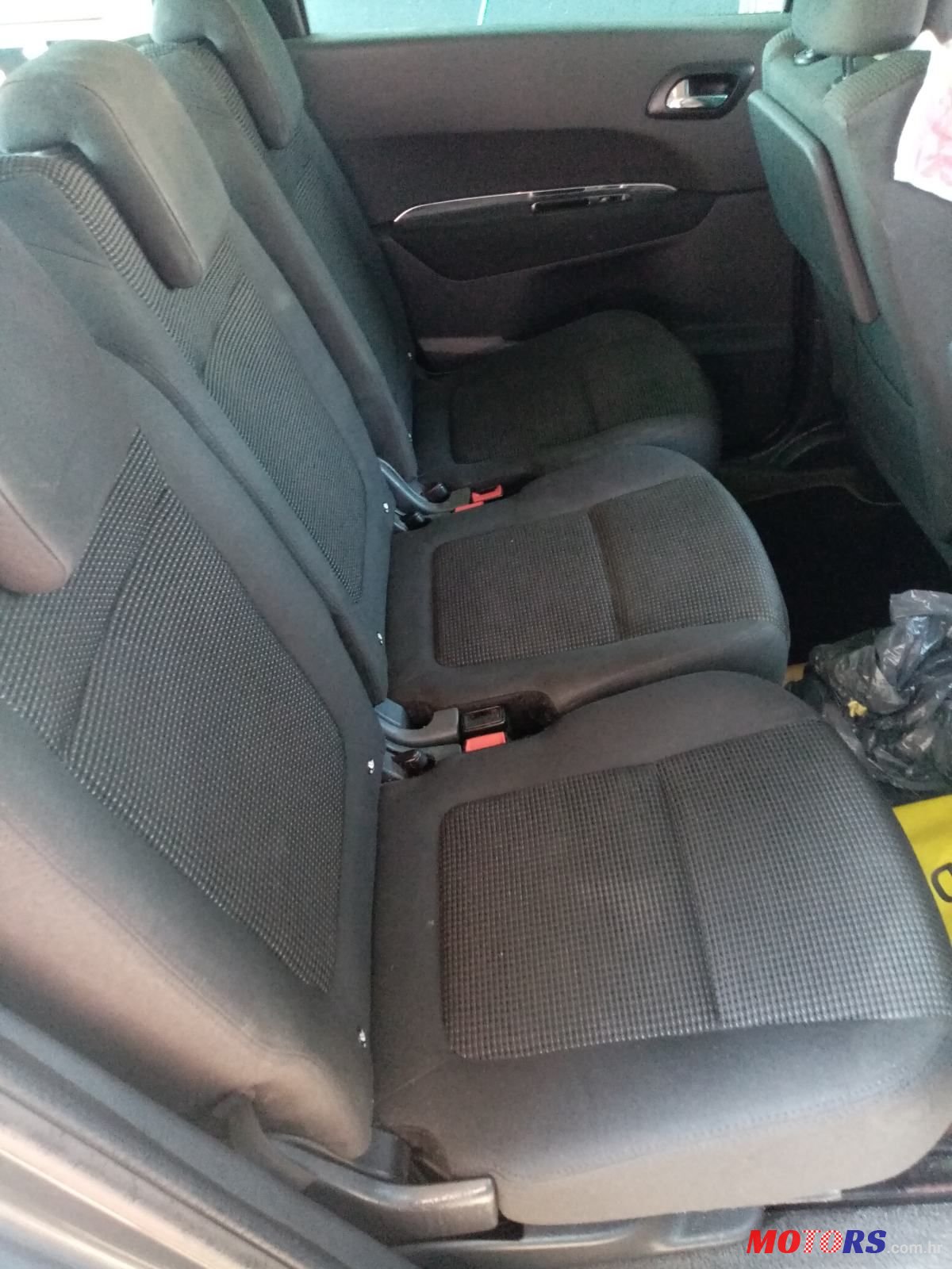 2012' Peugeot 5008 1,6 Hdi photo #6