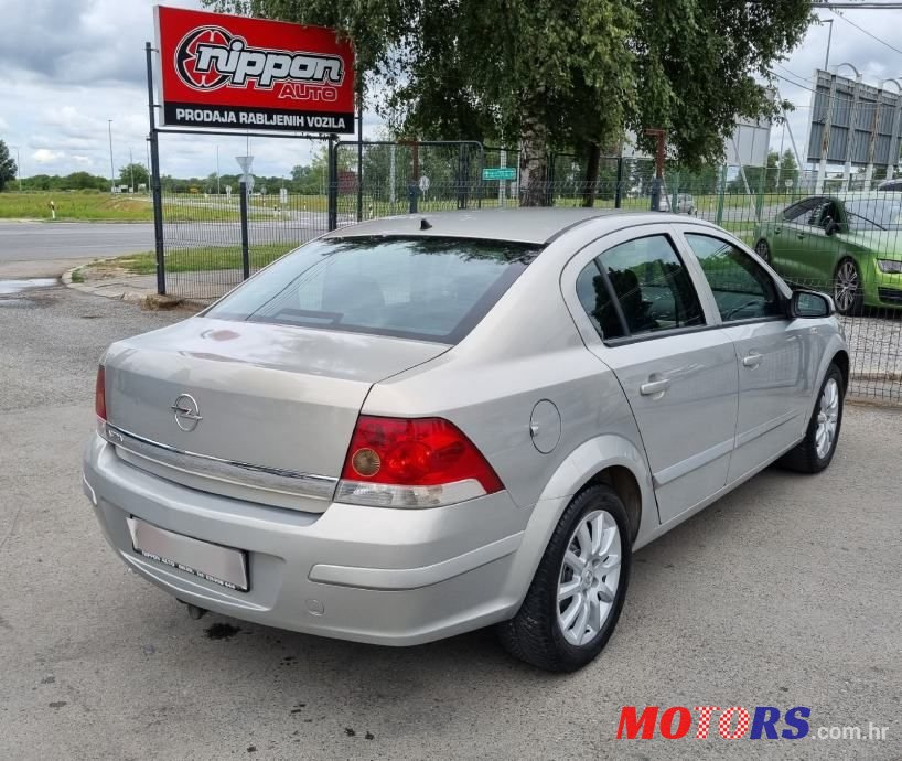 2008' Opel Astra 1,6 photo #6