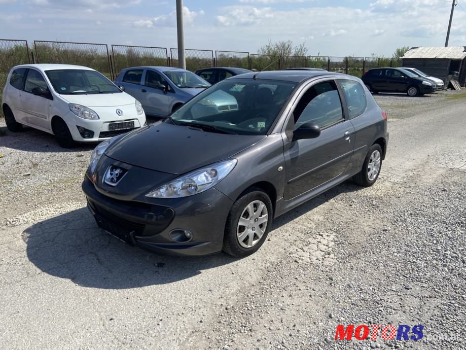 2010' Peugeot 206 1,4 photo #1