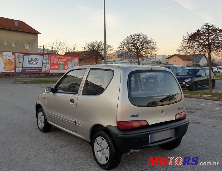 2000' Fiat Seicento Young 900 photo #2