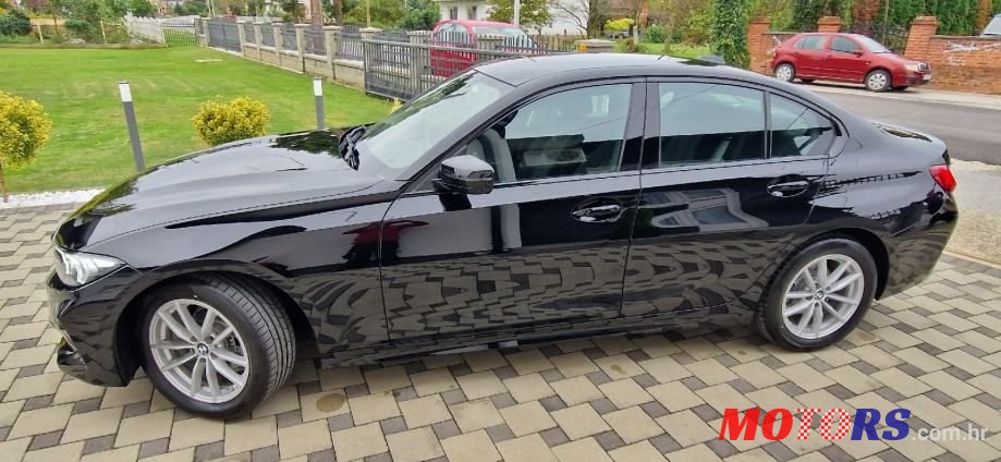 2023' BMW Serija 3 318D photo #3