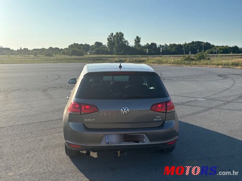 2016' Volkswagen Golf VII 1,6 Tdi photo #3