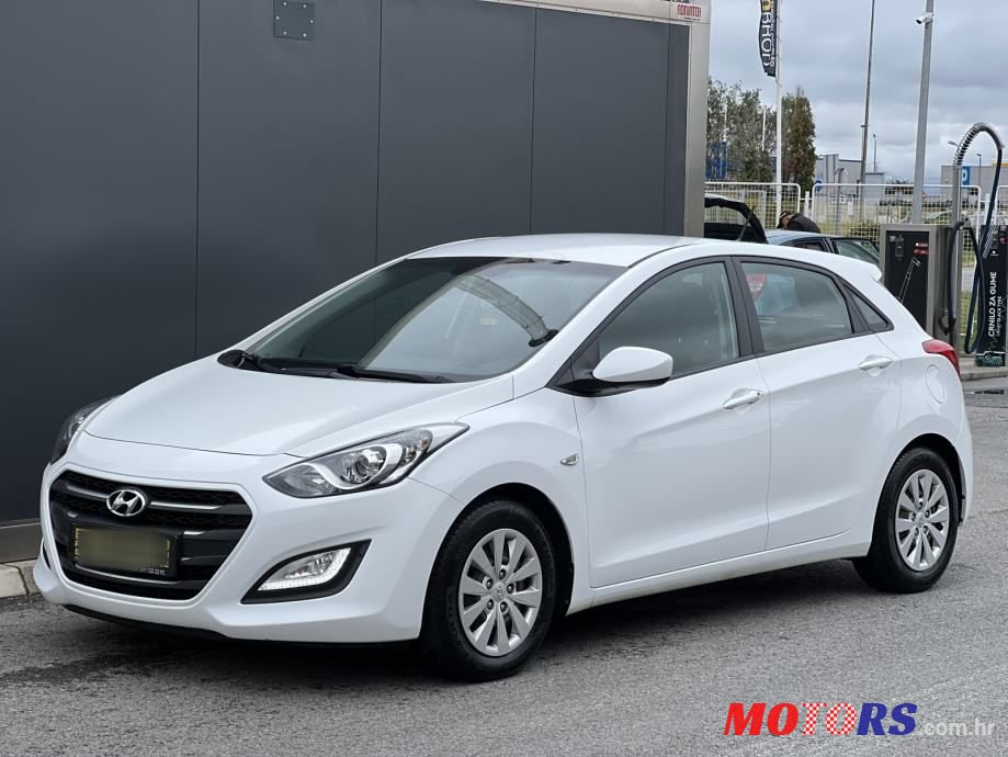 2015' Hyundai i30 1,6 Crdi photo #1