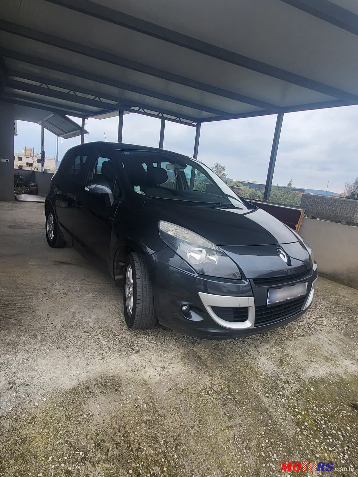 2011' Renault Scenic 1,5 Dci photo #2