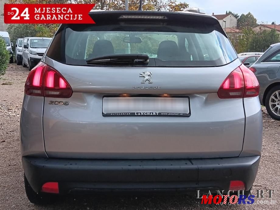 2018' Peugeot 2008 1,2 Puretech photo #4