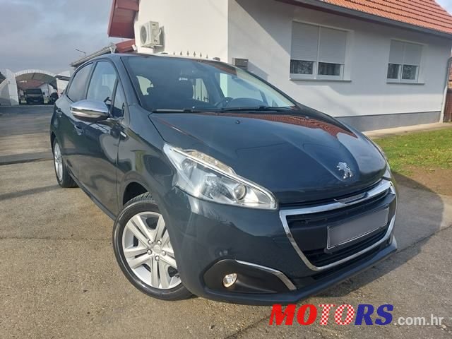 2018' Peugeot 208 1.2 Vti Style photo #3