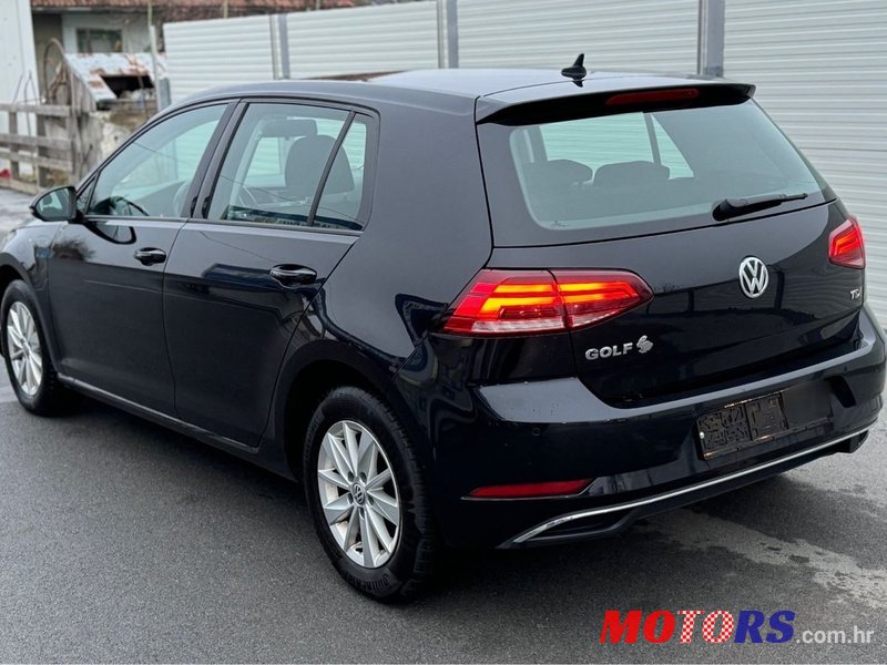 2017' Volkswagen Golf VII 1,6 Tdi photo #6