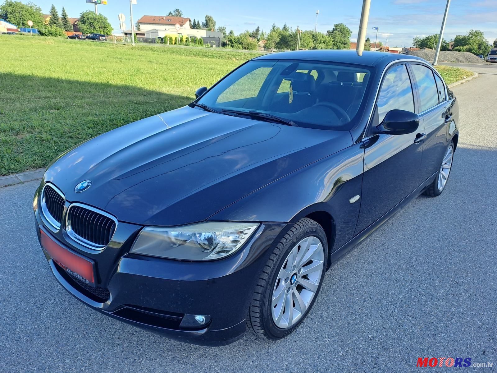 2010' BMW Serija 3 318D photo #1