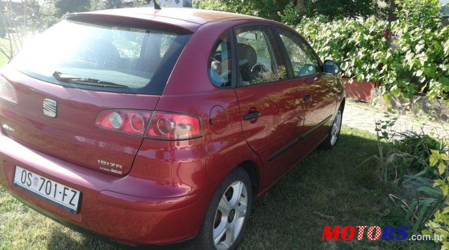 2004' SEAT Ibiza 1,9 Sdi photo #2