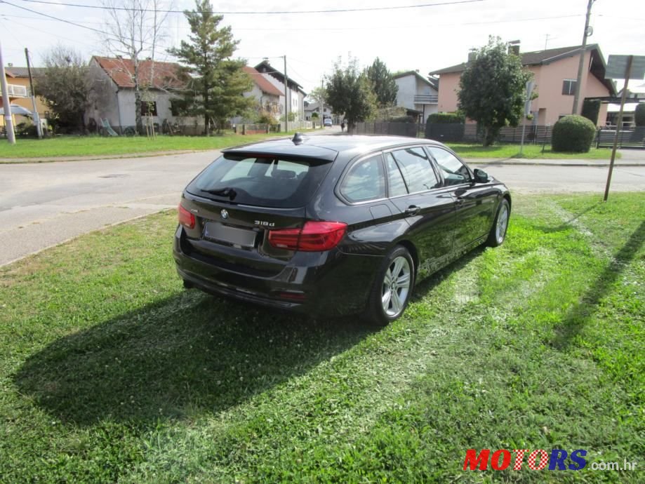 2016' BMW Serija 3 Touring 318D photo #5