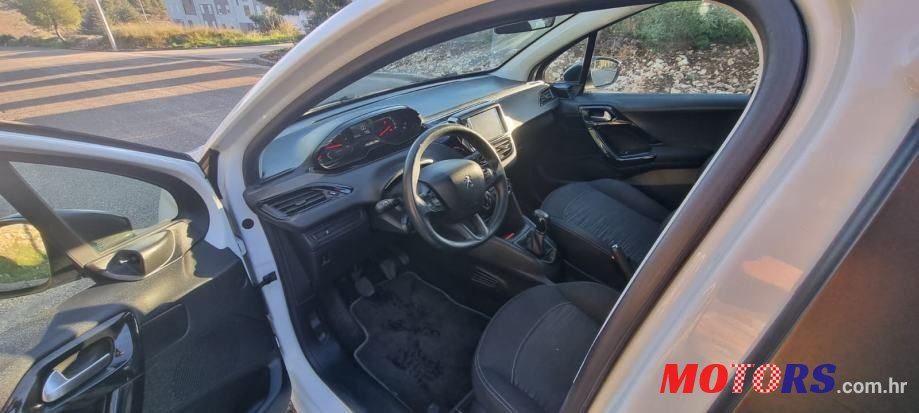2014' Peugeot 208 1,4 Hdi photo #4