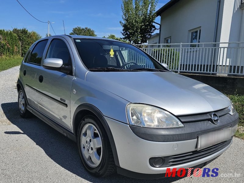 2001' Opel Corsa 1,2 16V photo #5