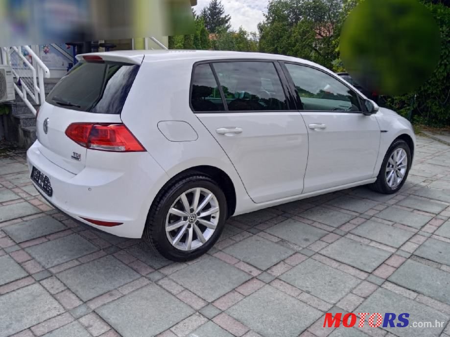 2015' Volkswagen Golf 7 1,6 Tdi Bmt photo #5