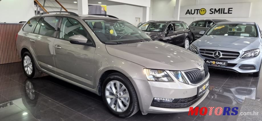 2018' Skoda Octavia Combi photo #3